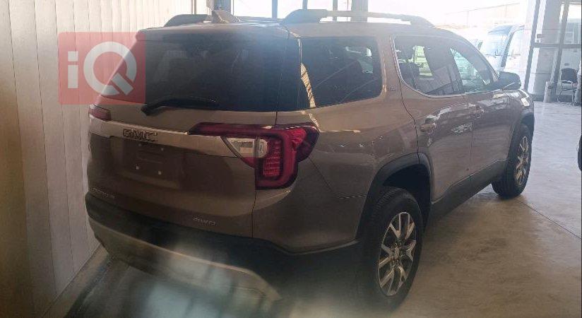 GMC Acadia